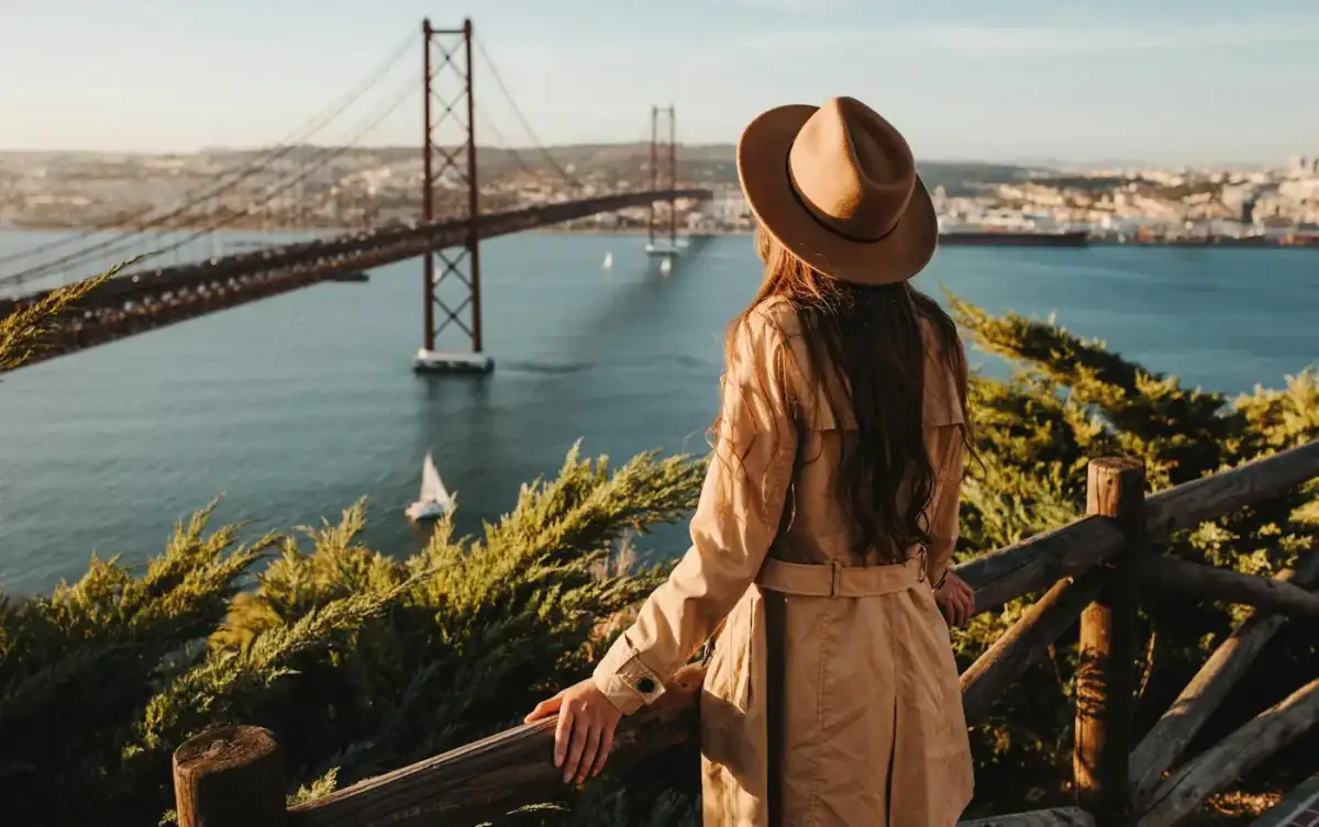 Madrid, Castilla, Galicia, Portugal y Andalucía - Solos y Solas