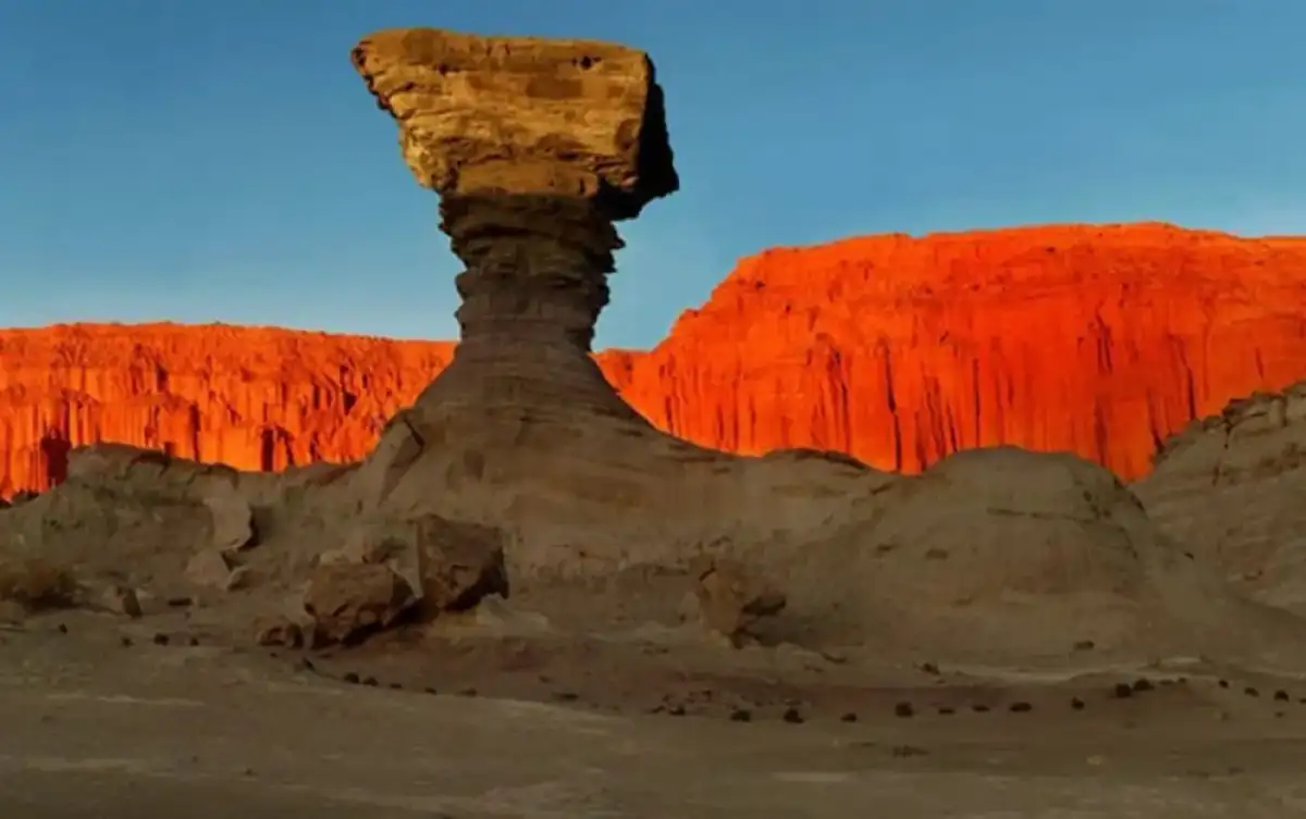 Talampaya y Valle de la Luna en Avión