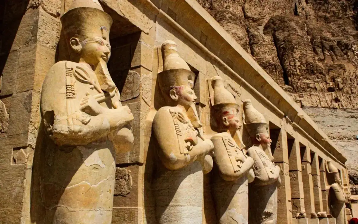 Tesoros de Egipto y Dubai - Salida Grupal